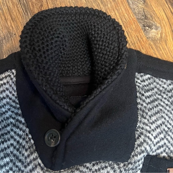 Mayoral Boy's cotton blend Pull Over Long Sleeve Sweater, Shawl Neck, Size 3 - Picture 3 of 6